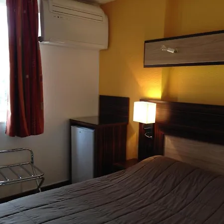 Hotel Mg Clermont-Ferrand