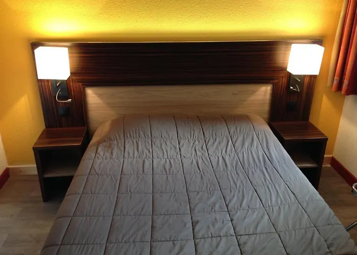 Hotel Hotel Mg Clermont-Ferrand